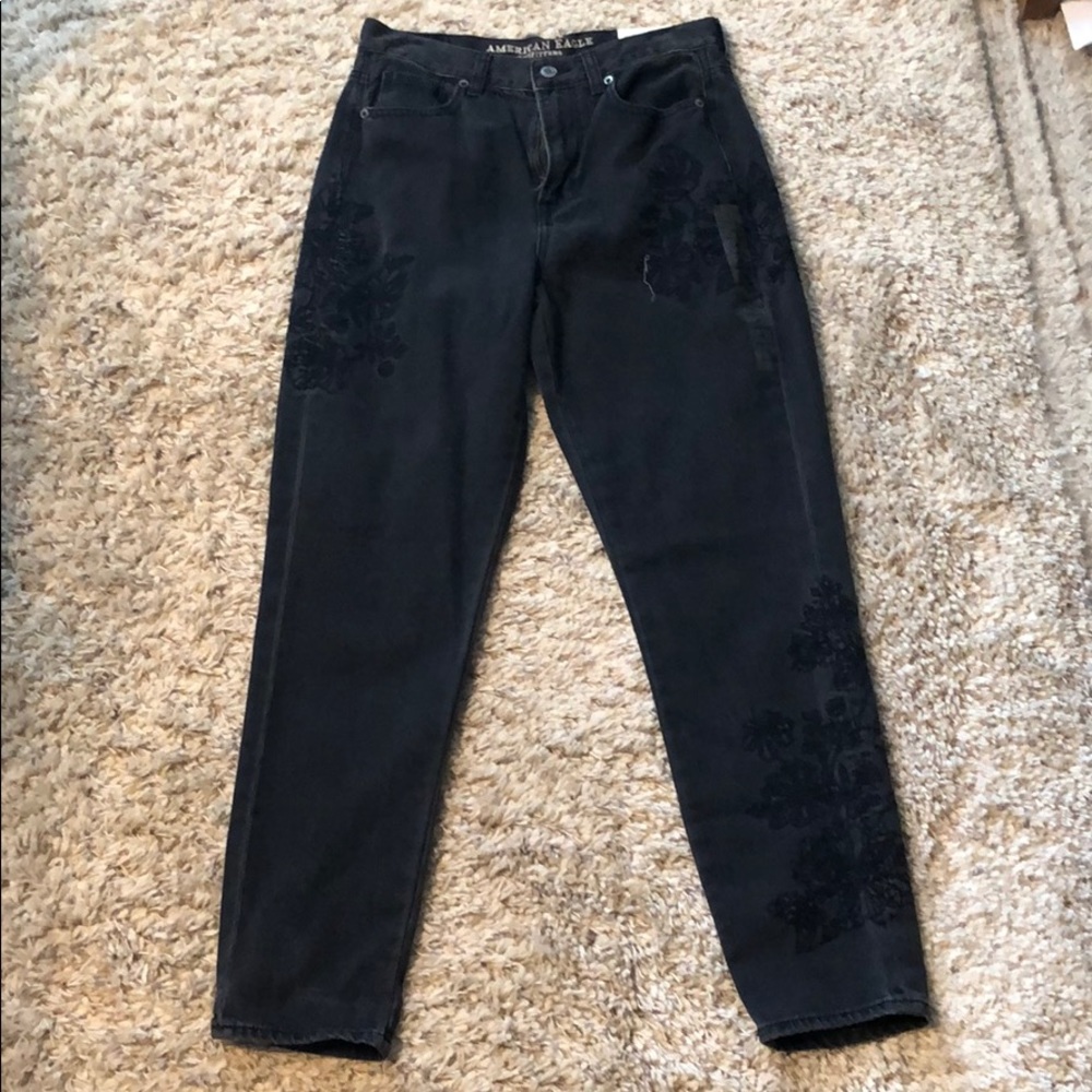 Black mom jeans